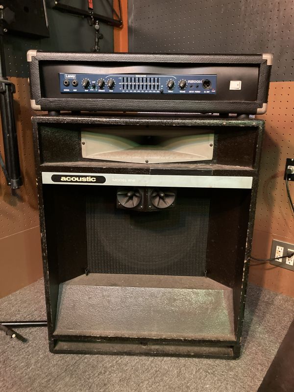 Laney / acoustic Bass Amp